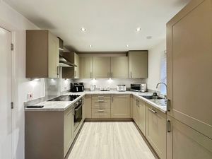 Photo 11- click for photo gallery